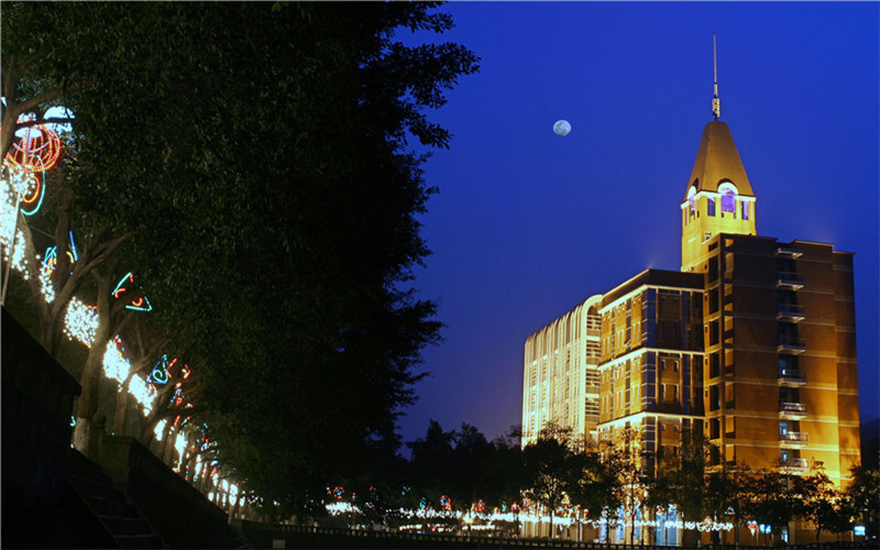 四川外国语大学