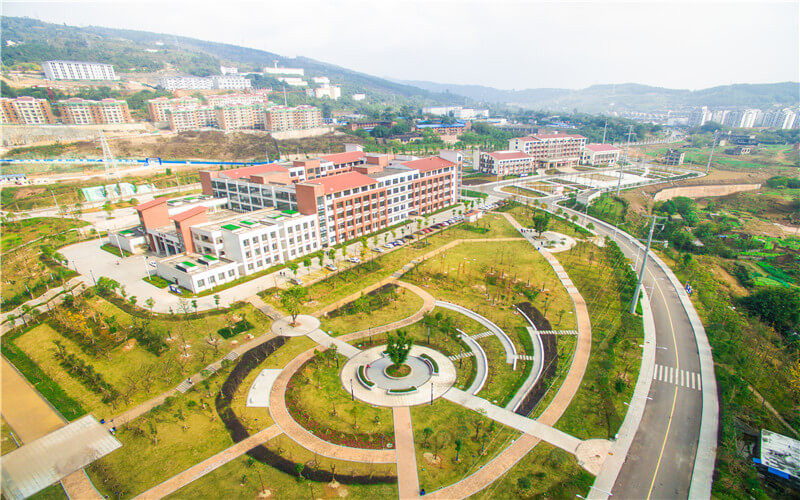 重庆财经职业学院