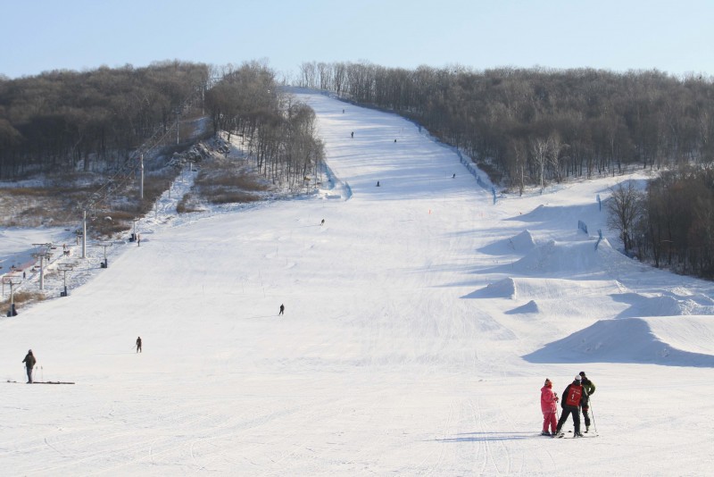 哈尔滨体育学院