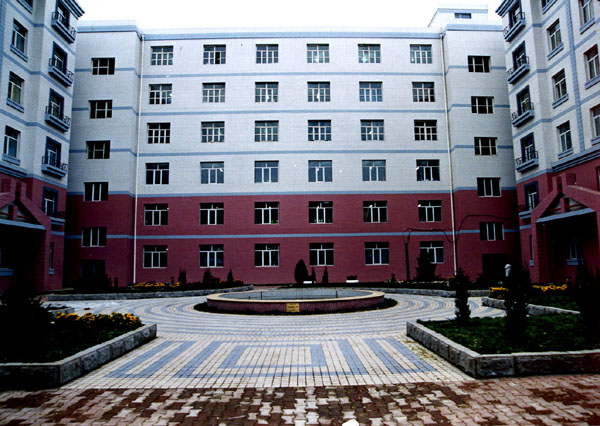 哈尔滨体育学院