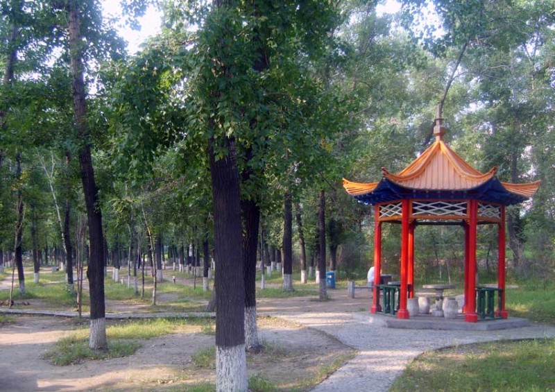 黑龙江工业学院