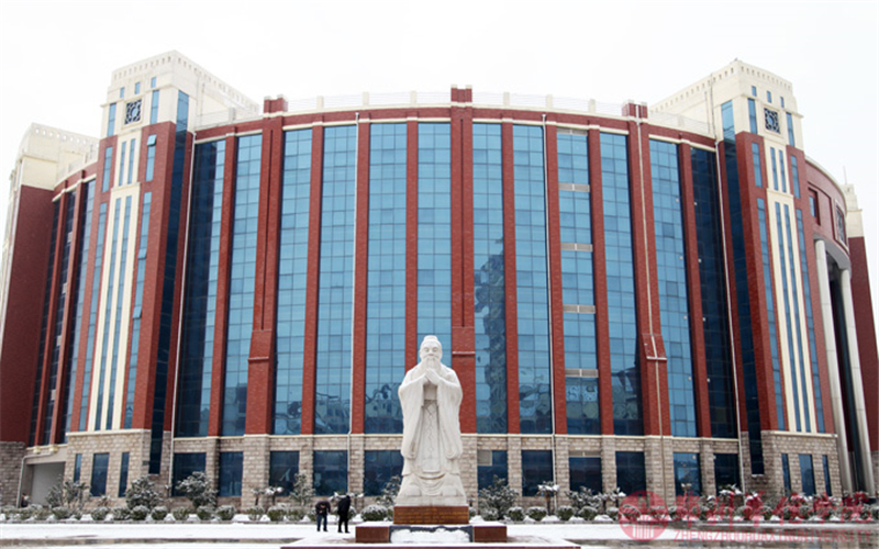 郑州工业应用技术学院