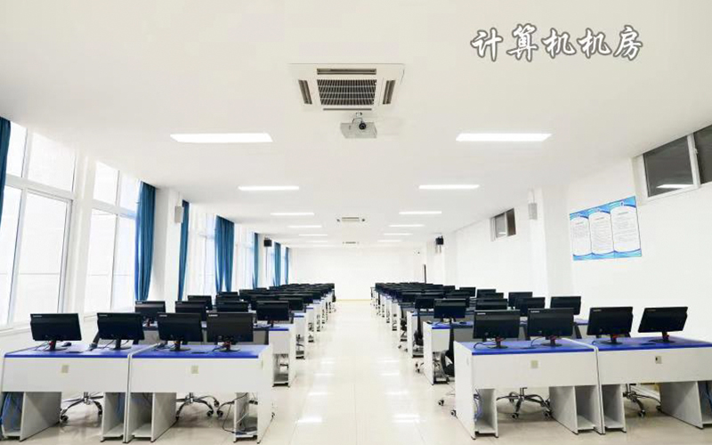 天府新区信息职业学院