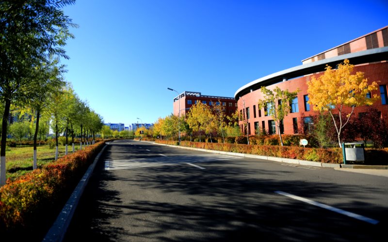 呼伦贝尔职业技术学院