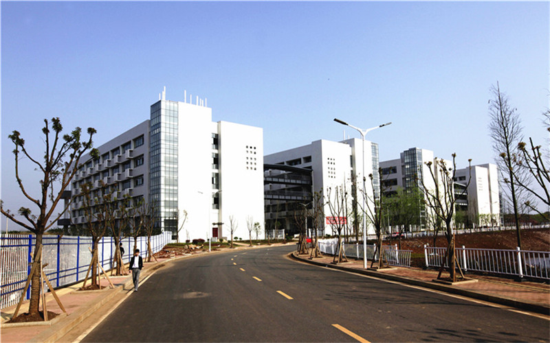 吉安职业技术学院