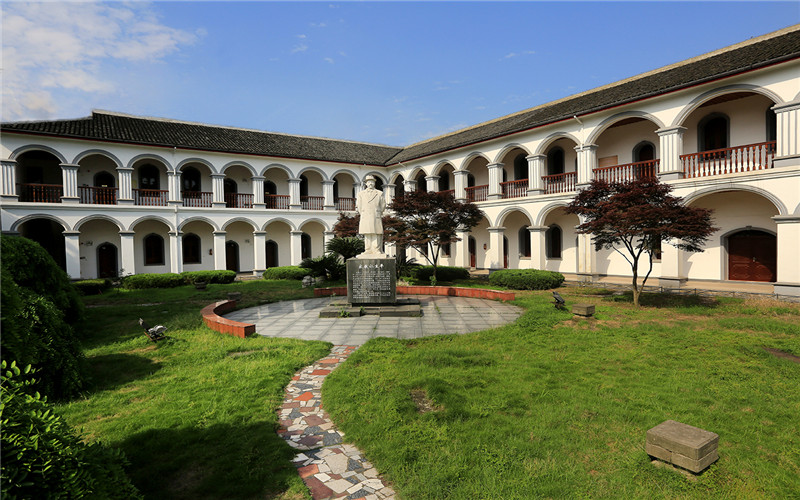 湖南幼儿师范高等专科学校