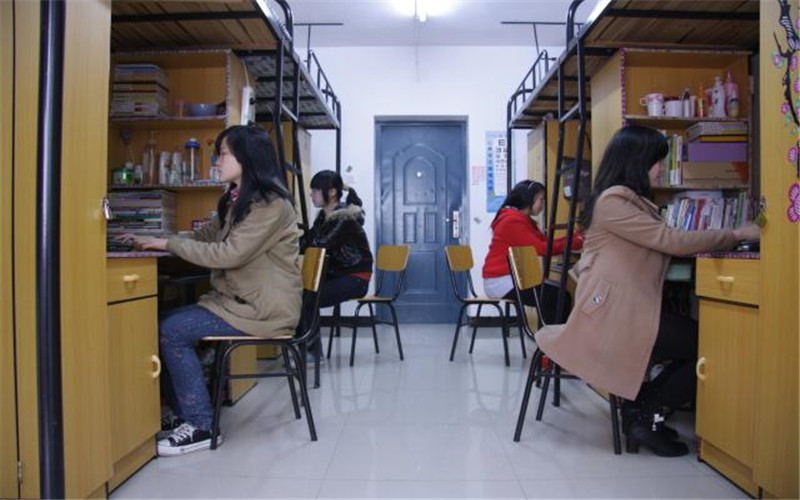 湖南现代物流职业技术学院