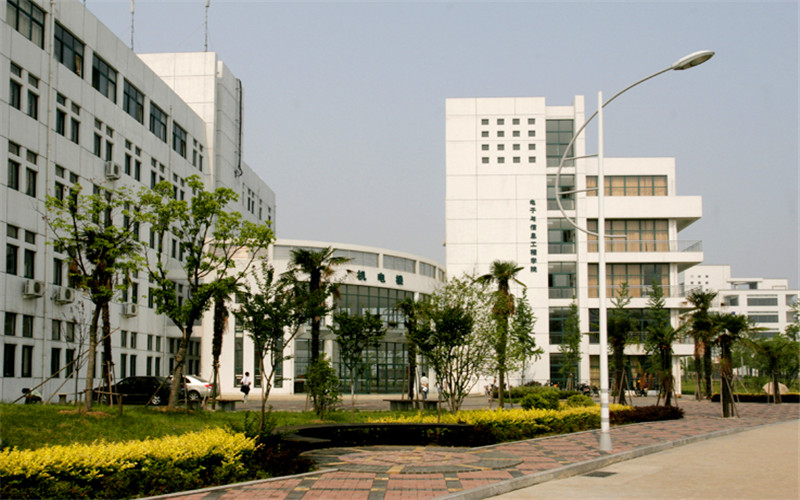 安徽建筑大学
