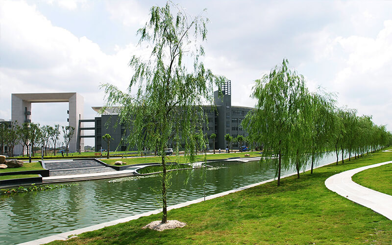 同济大学