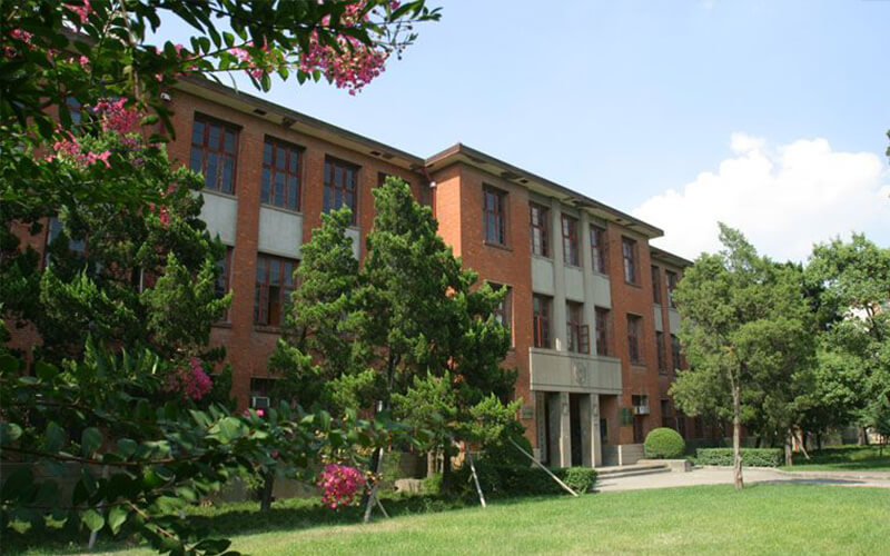同济大学