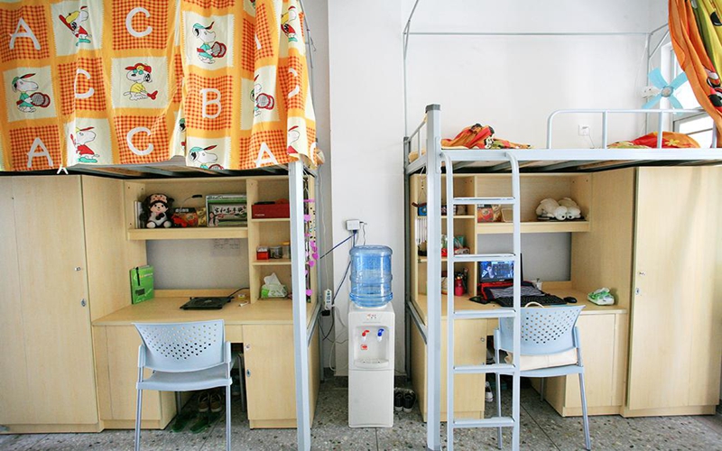 闽西职业技术学院