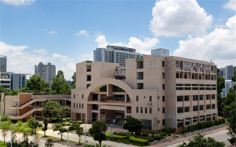 广西科技大学