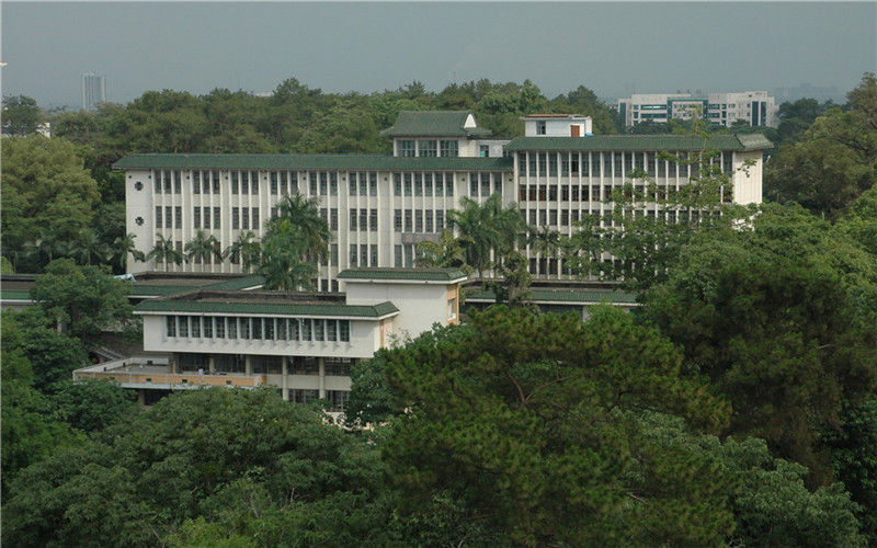 广西民族大学