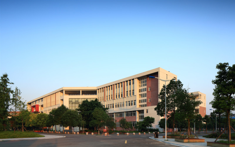 四川工程职业技术大学