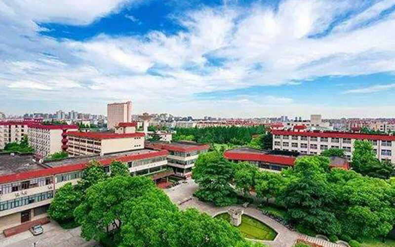 上海财经大学