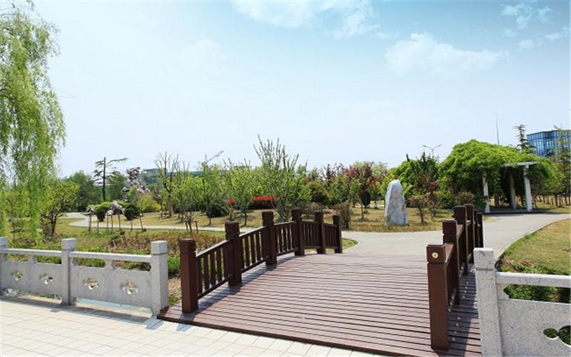 盐城工业职业技术学院