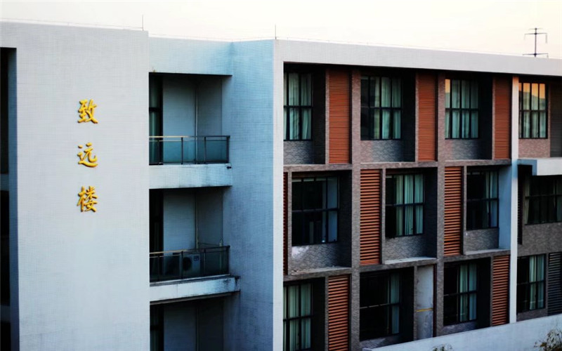 扬州中瑞酒店职业学院