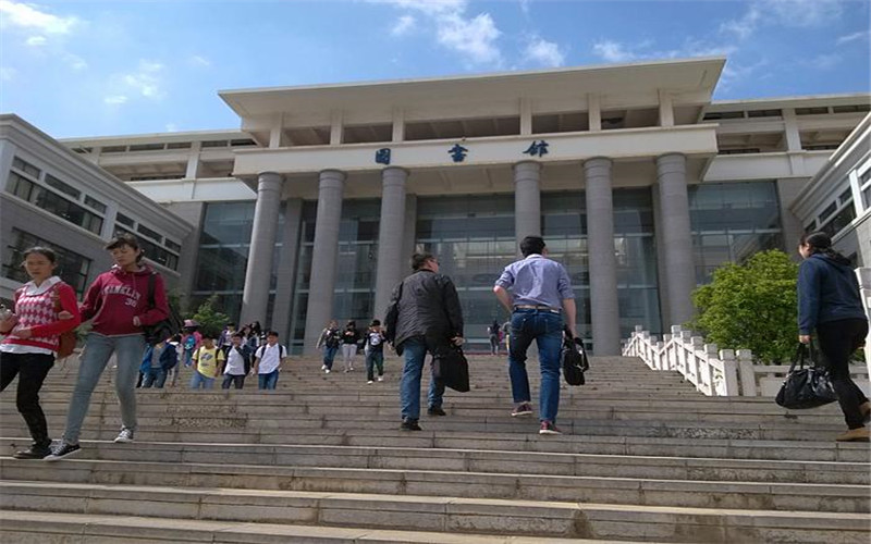 云南文化艺术职业学院