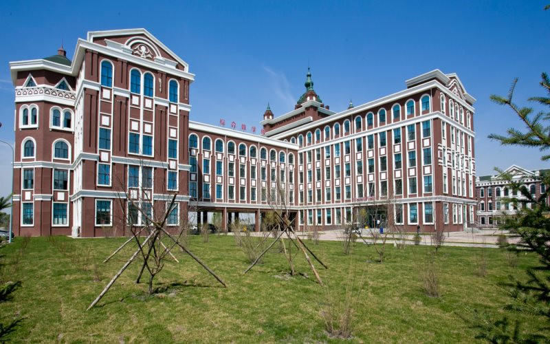 黑龙江冰雪体育职业学院