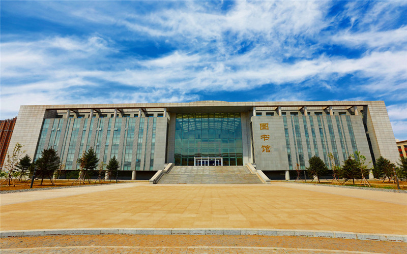 哈尔滨金融学院