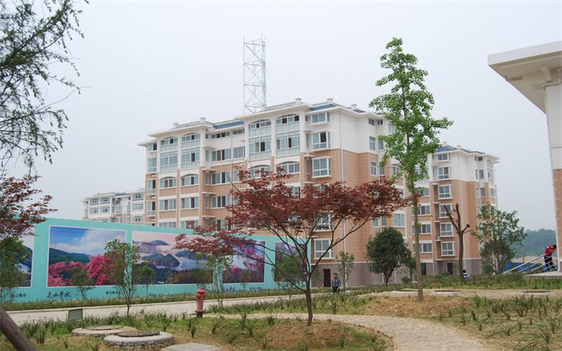 信阳涉外职业技术学院