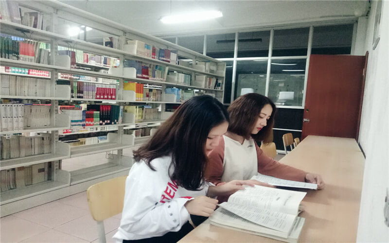 漯河医学高等专科学校