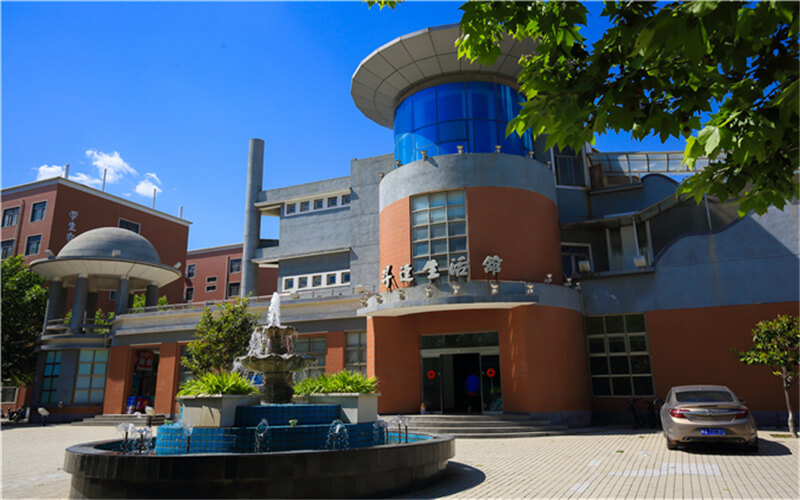 郑州升达经贸管理学院