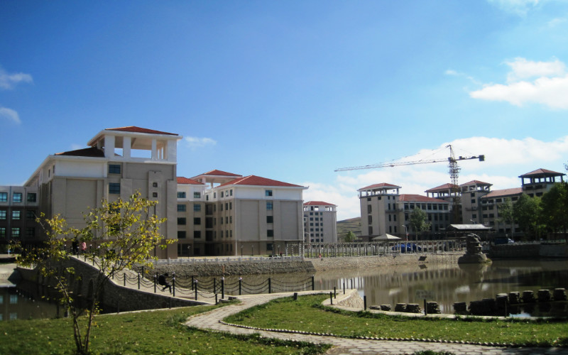 甘肃民族师范学院