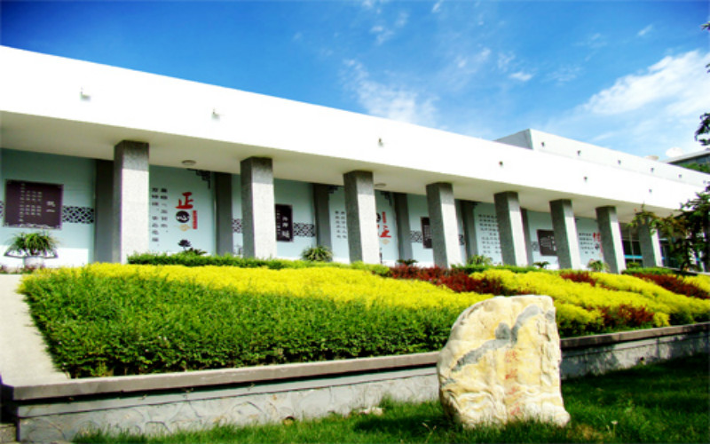 青海大学昆仑学院