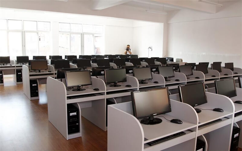 河南物流职业学院