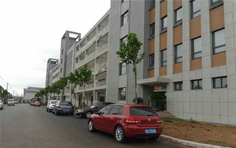 曲阜远东职业技术学院