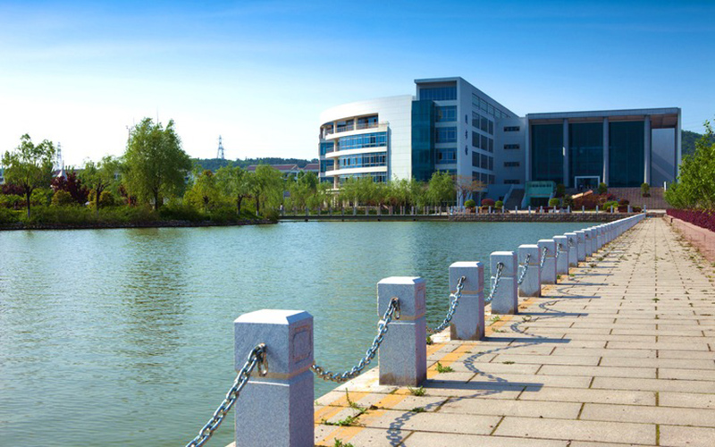 南京信息职业技术学院