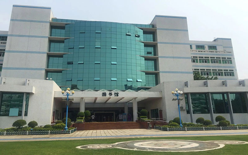 深圳职业技术大学