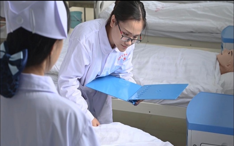 福州英华职业学院