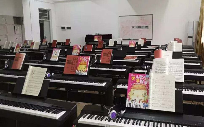 广州华南商贸职业学院