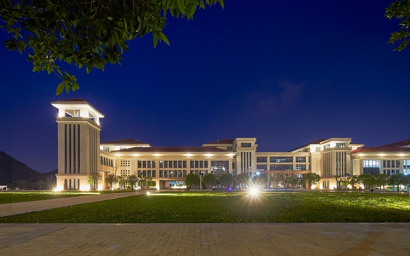 贵州电子科技职业学院