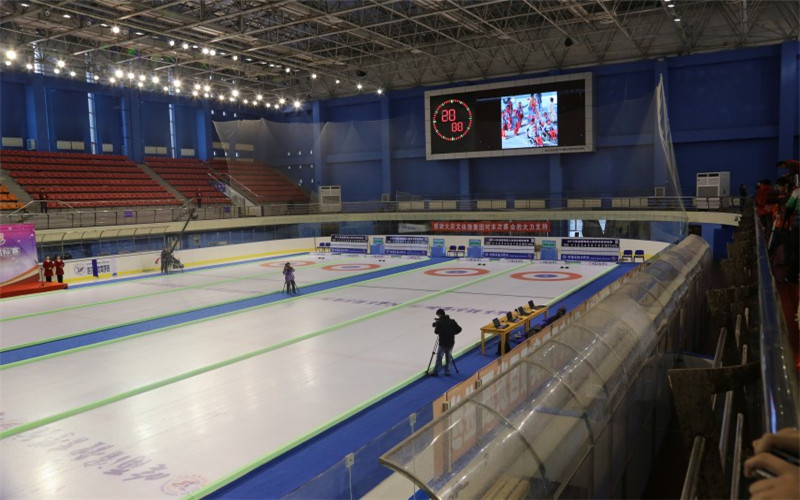 哈尔滨体育学院