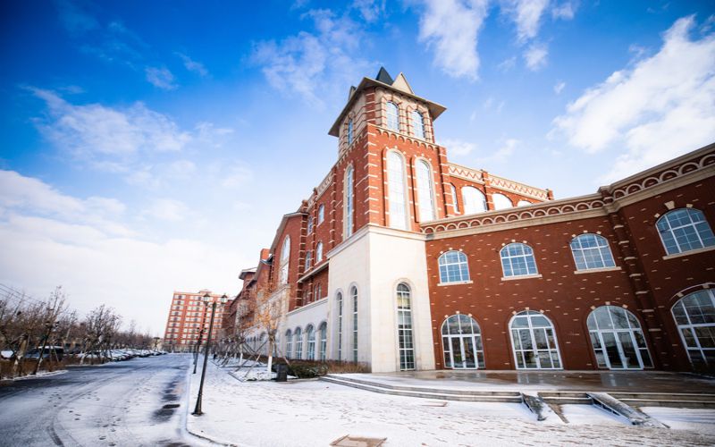 青岛航空科技职业学院