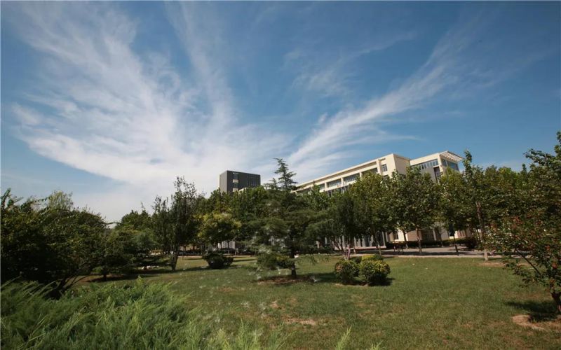 天津市职业大学