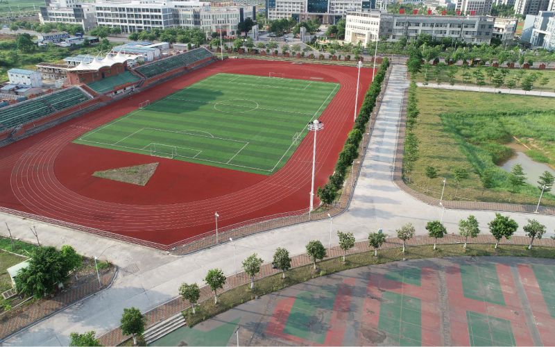 广西蓝天航空职业学院