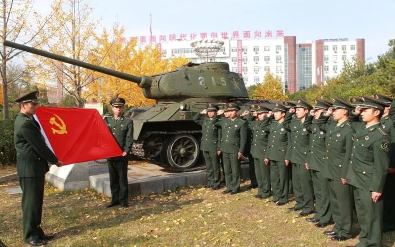 陆军装甲兵学院