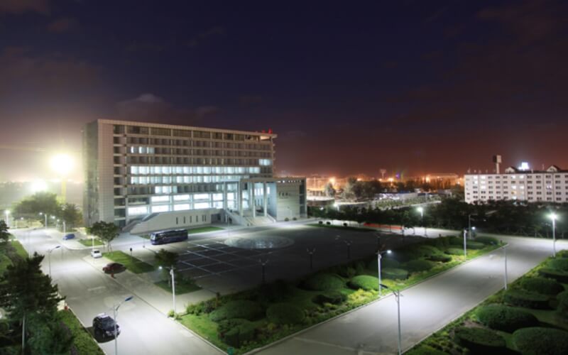 内蒙古鸿德文理学院