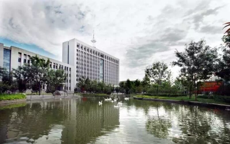 中国人民武装警察部队特种警察学院