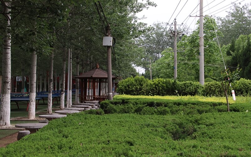 宝鸡三和职业学院