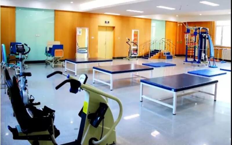 梅河口康美职业技术学院