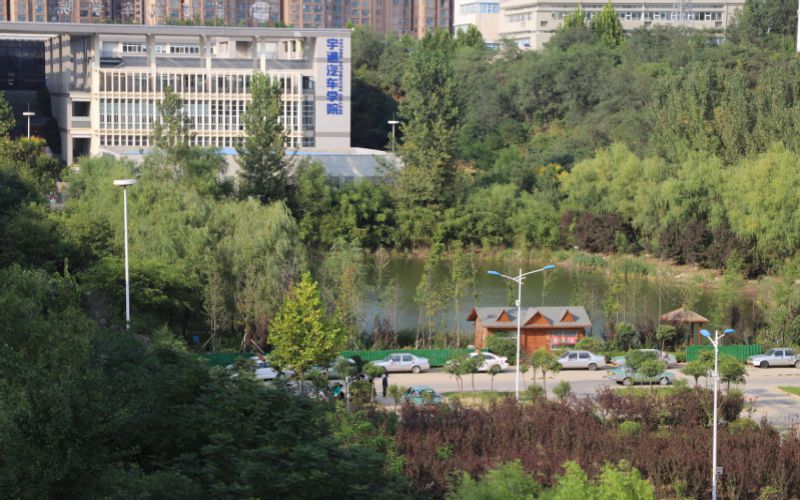 河南机电职业学院