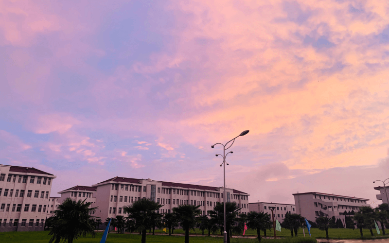 明达职业技术学院