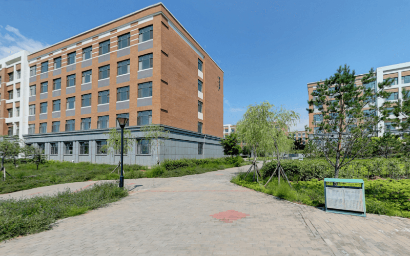 鄂尔多斯职业学院