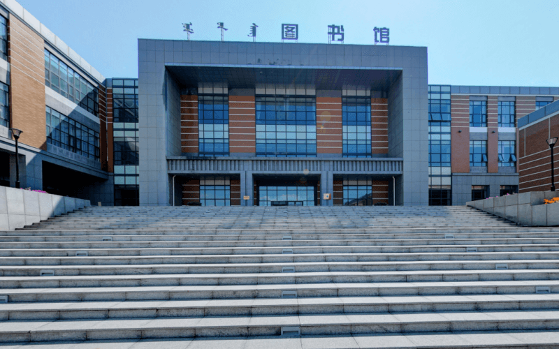 鄂尔多斯职业学院