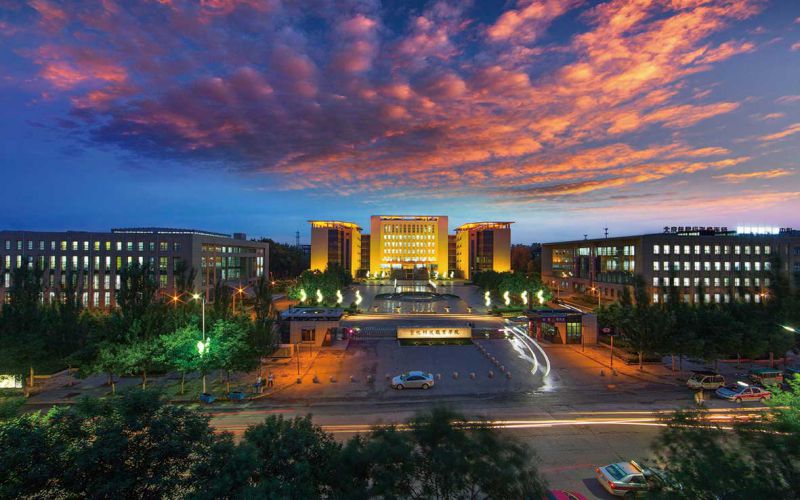 宣化科技职业学院